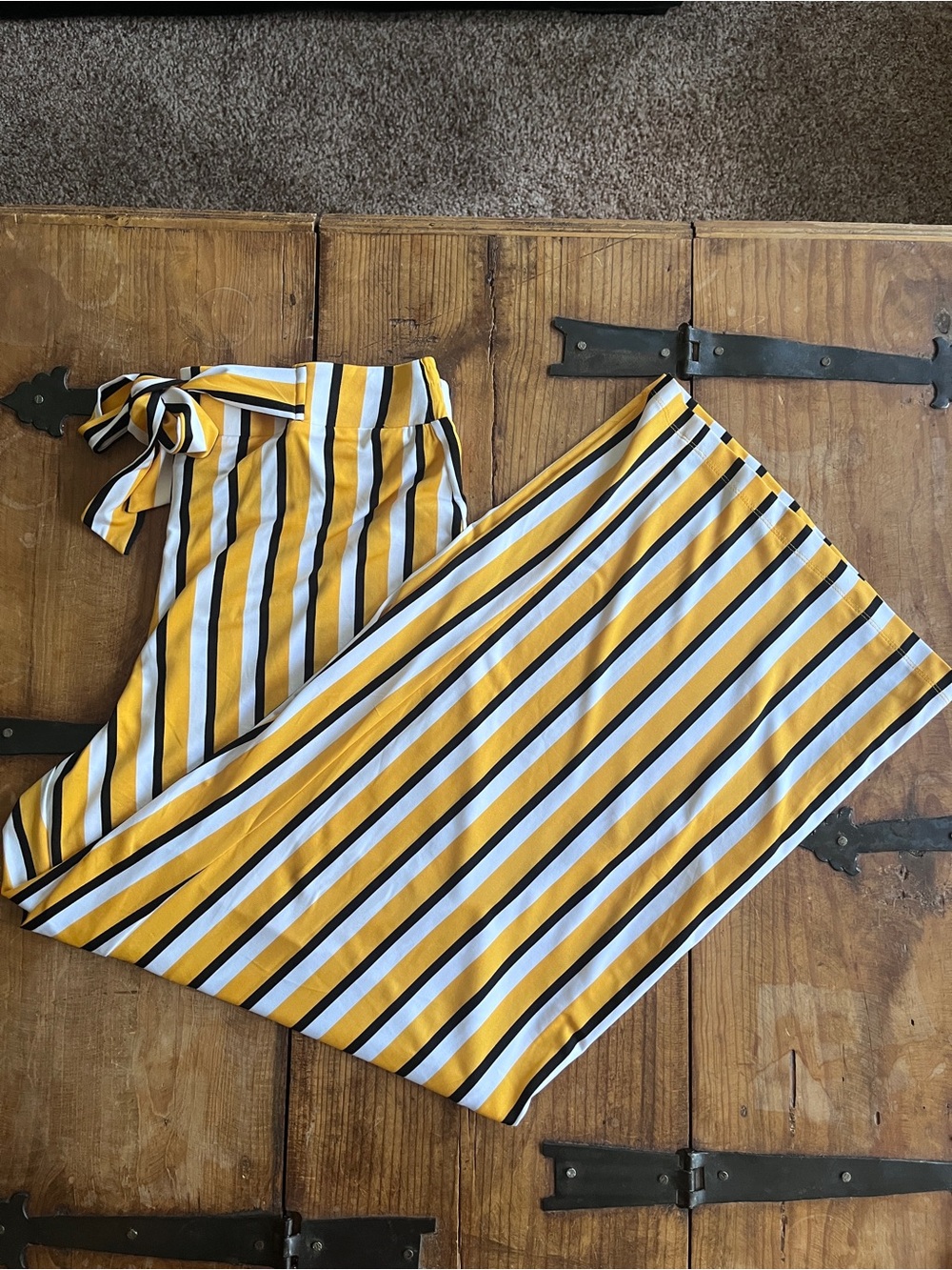 Wide Leg Stripe Pants in Yellow and White